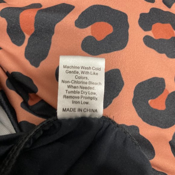 Leopard Cheetah Swimsuit Monokini  Swimwear Women One-Piece Metal Rings Medium - Picture 11 of 14